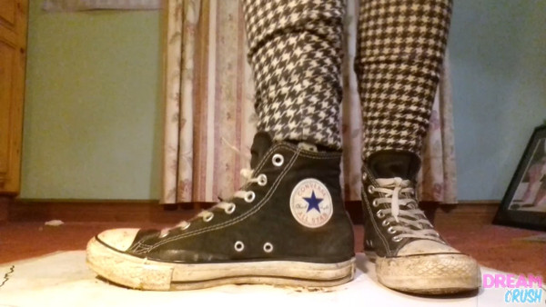 Worn Chucks III