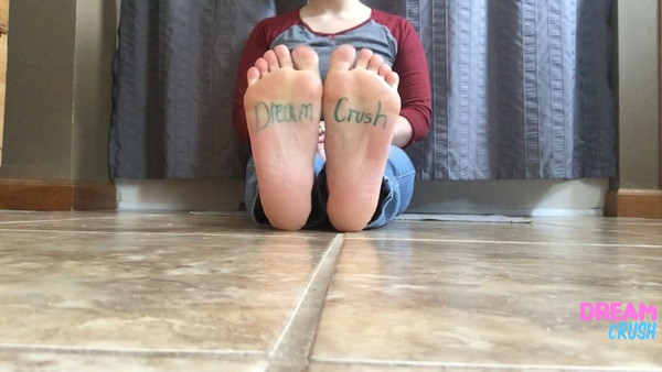 Dream Crush XVI [Introducing Mindy]