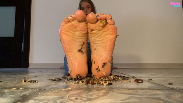 Alina's Powerful Girl Feet