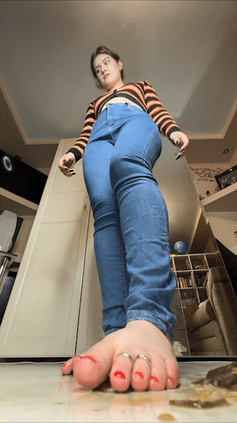Barefoot Cruncher 6