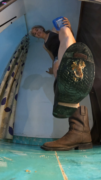 Boot Stomper