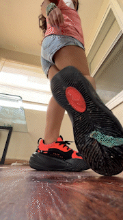 Sneaker Squirt